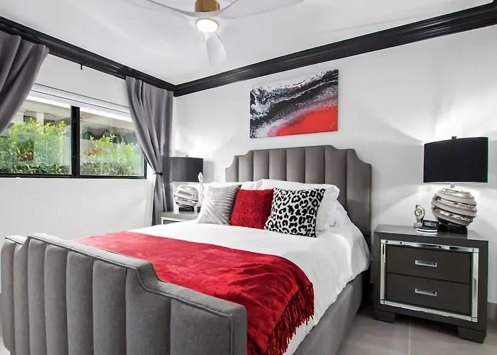 Modern Roose-private Pool-in Old Town Scottsdale