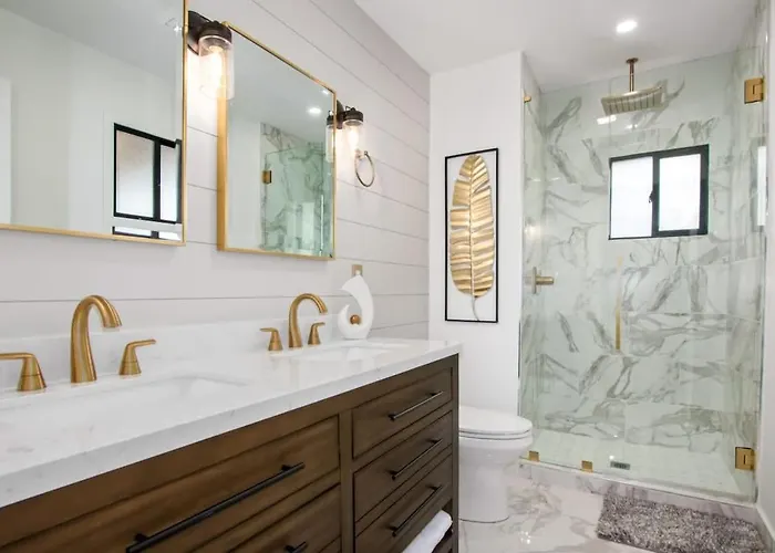 Modern Roose-private Pool-in Old Town Scottsdale