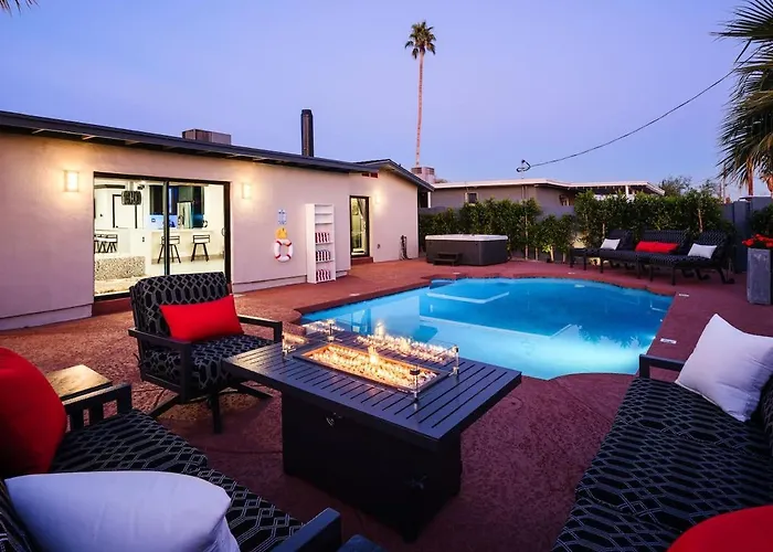 Modern Roose-private Pool-in Old Town